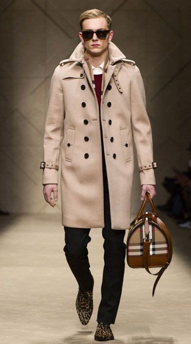 cappotto stile burberry|Cappotti da uomo di Burberry .